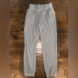 Abercrombie & Fitch Waffle Grey Drawstring Jogger Sweats Size M